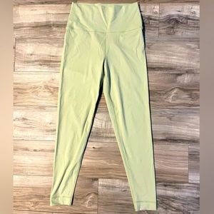 Set Active workout leggings. Size large